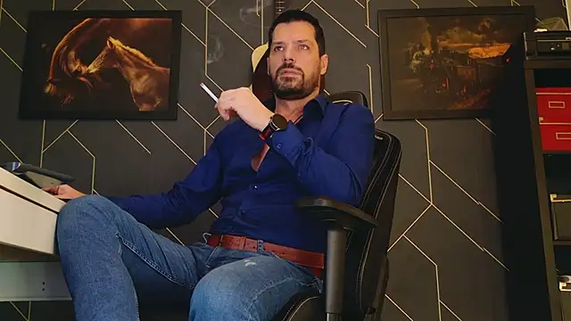 ChrisKox online show from February 14, 4:15 am