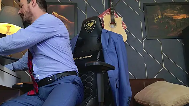 ChrisKox online show from December 22, 2:19 am