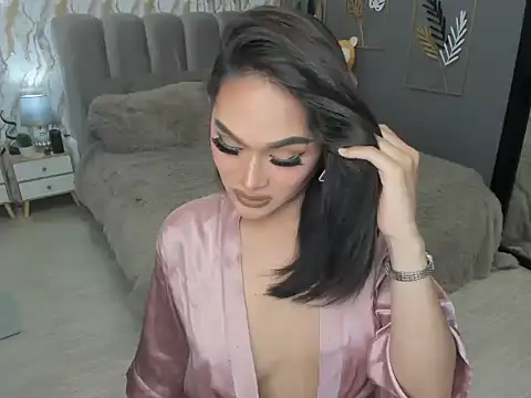 Snapshot of LegendaryNicole chatting on September 29, 8:24 pm LegendaryNicole online show from September 29, 8:24 pm