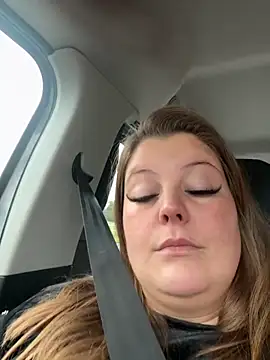 Snapshot of BootyLola chatting on November 14, 10:58 am BootyLola online show from November 14, 10:58 am