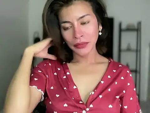 your bianca69 online show from February 28, 3:37 am