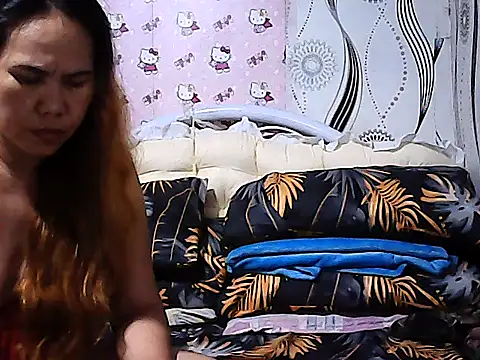 lovely-asian online show from September 21, 11:23 am