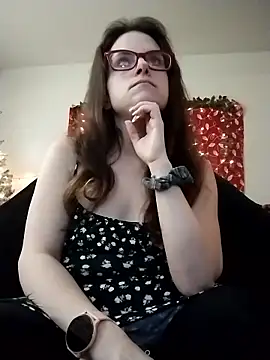 Snapshot of JessaBella chatting on December 5, 7:28 pm JessaBella online show from December 5, 7:28 pm