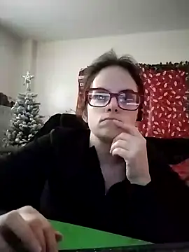 Snapshot of JessaBella chatting on December 9, 8:33 pm JessaBella online show from December 9, 8:33 pm