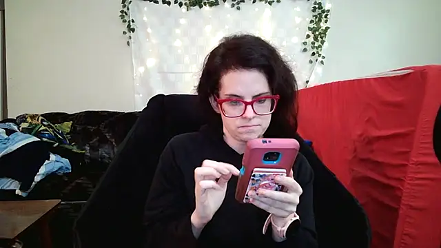 Snapshot of JessaBella chatting on September 26, 3:49 pm JessaBella online show from September 26, 3:49 pm
