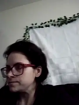 Snapshot of JessaBella chatting on October 6, 7:33 pm JessaBella online show from October 6, 7:33 pm