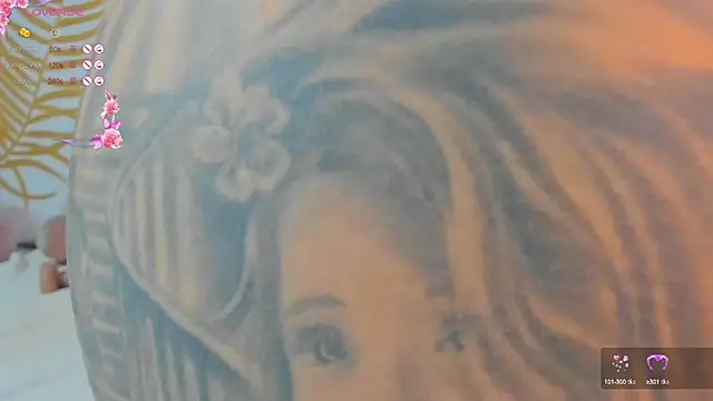 PinkyisHere online show from December 30, 2:08 pm