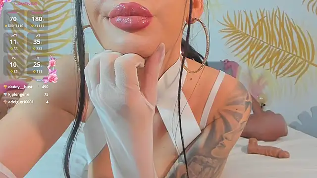 PinkyisHere online show from February 21, 12:50 pm