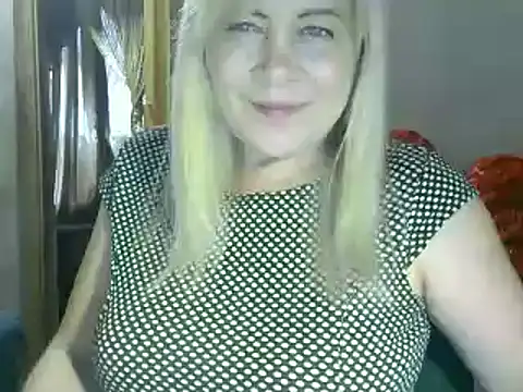 Snapshot of AgoniA7 chatting on March 2, 2:54 pm AgoniA7 online show from March 2, 2:54 pm