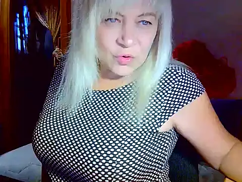 Snapshot of AgoniA7 chatting on September 17, 3:41 am AgoniA7 online show from September 17, 3:41 am