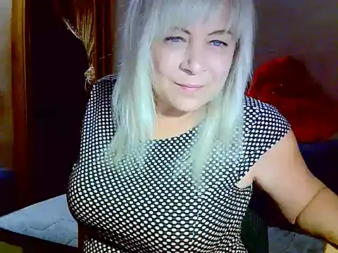 Snapshot of AgoniA7 chatting on September 24, 1:42 am AgoniA7 online show from September 24, 1:42 am