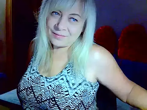 Snapshot of AgoniA7 chatting on October 21, 3:07 am AgoniA7 online show from October 21, 3:07 am