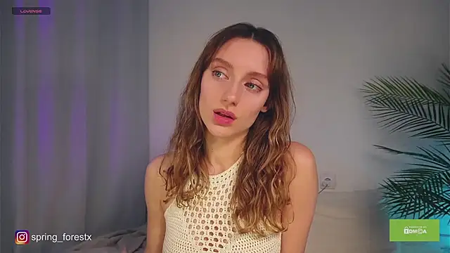 Snapshot of spring_forest chatting on November 17, 11:49 am spring forest online show from November 17, 11:49 am