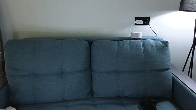 JuliaBeng online show from October 4, 1:31 pm