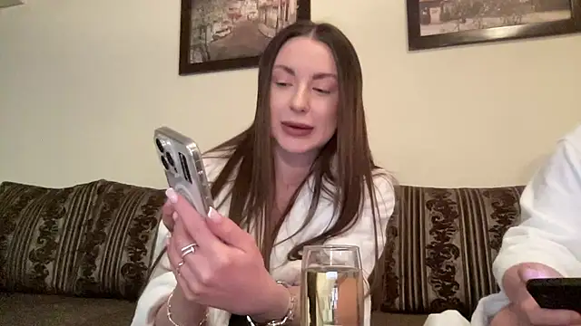 Blondeqlove online show from December 31, 7:40 pm