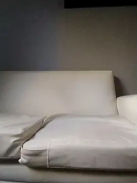 E f online show from October 7, 10:56 am