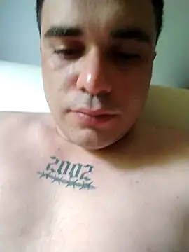 E f online show from October 22, 1:55 pm