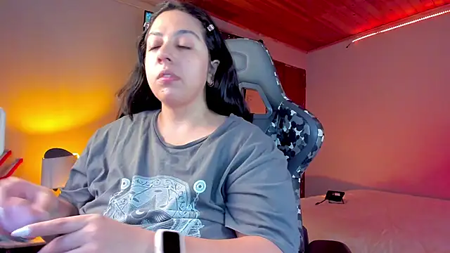 coraline latin online show from January 13, 10:35 pm