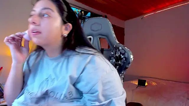 coraline latin online show from January 20, 9:43 pm