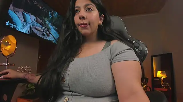 coraline latin online show from February 14, 1:23 am