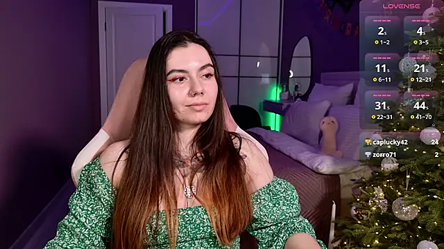 Foxohlove online show from December 20, 5:29 pm