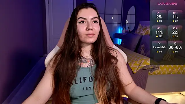 Foxohlove online show from October 22, 6:29 pm