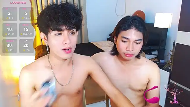 WildestTwink online show from March 8, 3:38 pm