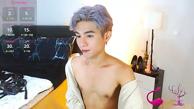 WildestTwink online show from April 17, 3:48 pm