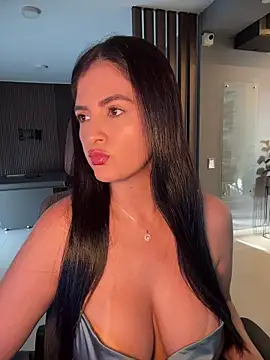 Snapshot of Carolina_Novoa chatting on October 8, 9:34 pm Carolina Novoa online show from October 8, 9:34 pm