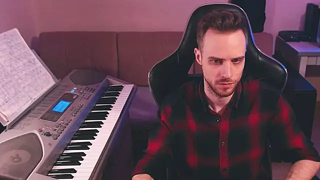 Sweetparker online show from October 18, 6:30 pm