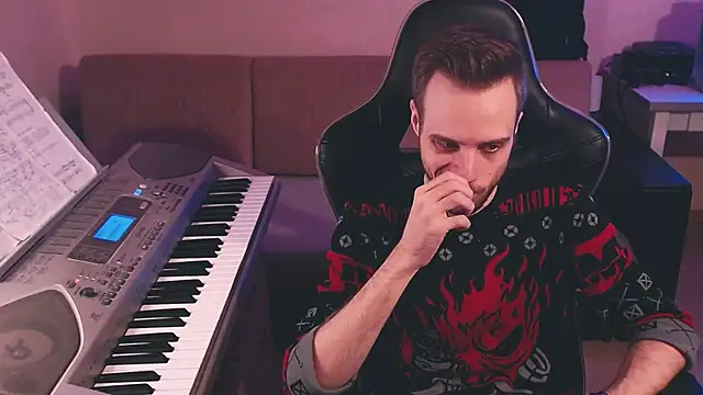 Sweetparker online show from October 31, 3:35 pm