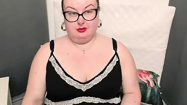 Snapshot of dirtyBonnie chatting on February 7, 4:16 am dirtyBonnie online show from February 7, 4:16 am