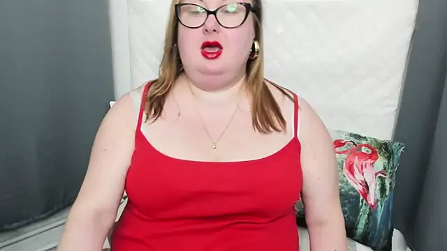 Snapshot of dirtyBonnie chatting on February 15, 3:50 pm dirtyBonnie online show from February 15, 3:50 pm