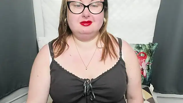 Snapshot of dirtyBonnie chatting on February 28, 7:58 am dirtyBonnie online show from February 28, 7:58 am