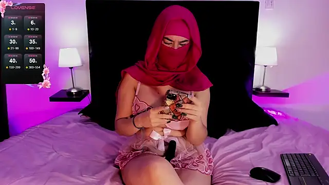 Zafira Alabi online show from December 19, 2:02 pm