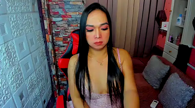 tssexylover online show from February 11, 5:18 pm