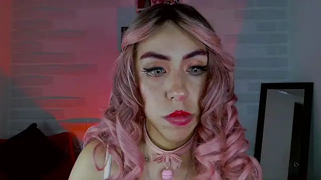 Snapshot of sky_girl1 chatting on January 12, 8:25 am sky girl1 online show from January 12, 8:25 am