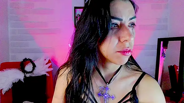 Snapshot of sky_girl1 chatting on November 6, 8:43 pm sky girl1 online show from November 6, 8:43 pm