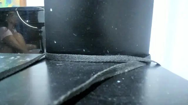 Snapshot of lorenfram chatting on February 26, 12:49 am lorenfram online show from February 26, 12:49 am