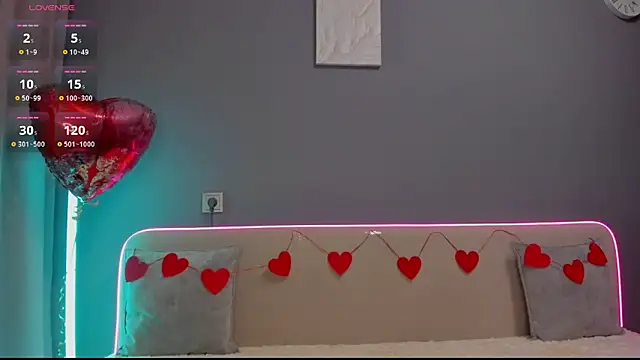 Snapshot of Malika_Lisan chatting on February 15, 2:08 am Malika Lisan online show from February 15, 2:08 am