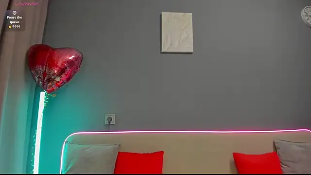 Snapshot of Malika_Lisan chatting on February 18, 1:45 am Malika Lisan online show from February 18, 1:45 am