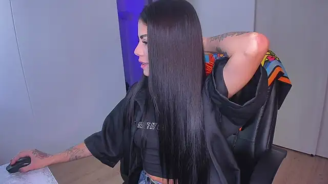 Snapshot of Lisegg_ chatting on October 7, 10:56 am Lisegg online show from October 7, 10:56 am