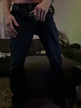 Snapshot of LionBoy1976 chatting on December 15, 8:30 am LionBoy1976 online show from December 15, 8:30 am