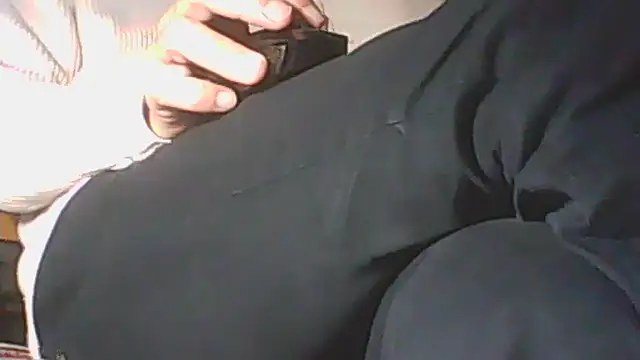 Snapshot of Moro_ra chatting on October 13, 6:08 pm Moro ra online show from October 13, 6:08 pm