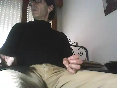 Moro ra online show from April 8, 12:05 pm