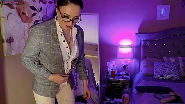 Snapshot of lara_heaven chatting on January 20, 7:46 pm lara heaven online show from January 20, 7:46 pm