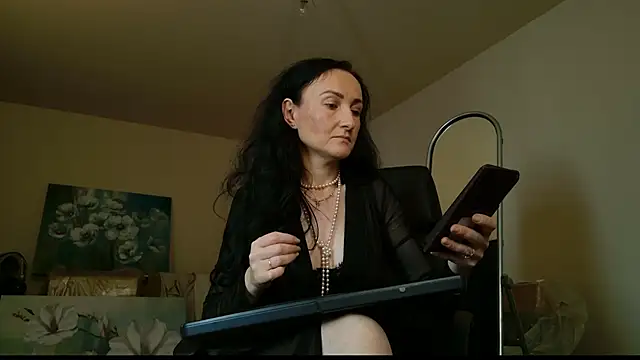 Snapshot of lara_heaven chatting on September 15, 6:46 am lara heaven online show from September 15, 6:46 am