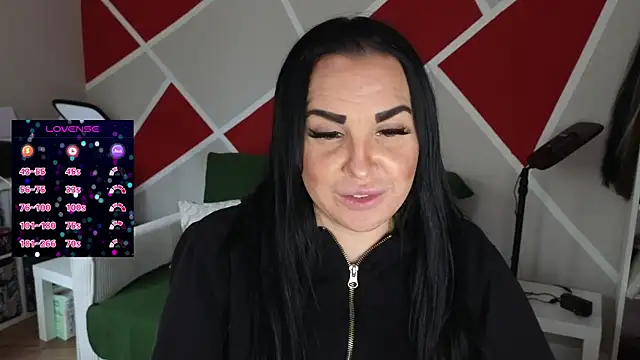 Snapshot of MIA-XXX chatting on January 17, 2:28 pm MIA-XXX online show from January 17, 2:28 pm