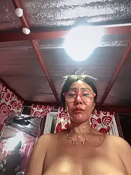 sweetieme online show from February 26, 2:38 pm