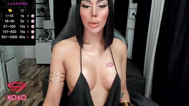 Snapshot of Forever_MissCandace chatting on September 17, 1:57 pm Forever MissCandace online show from September 17, 1:57 pm